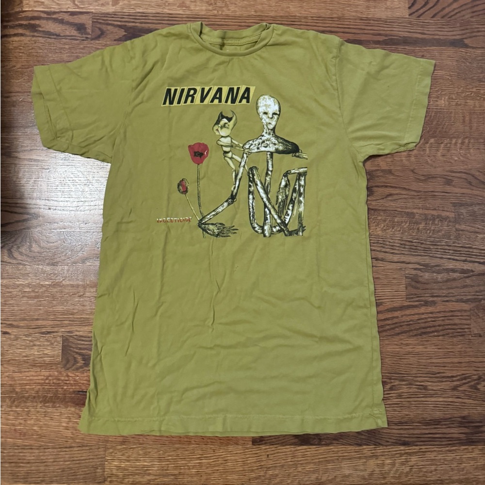 NIRVANA Green Short Sleeve Tee with Graphic Design